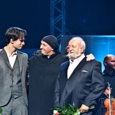 Jonny Greenwood with composer Krzysztof Penderecki (Photo by Polish National Audiovisual Institute)